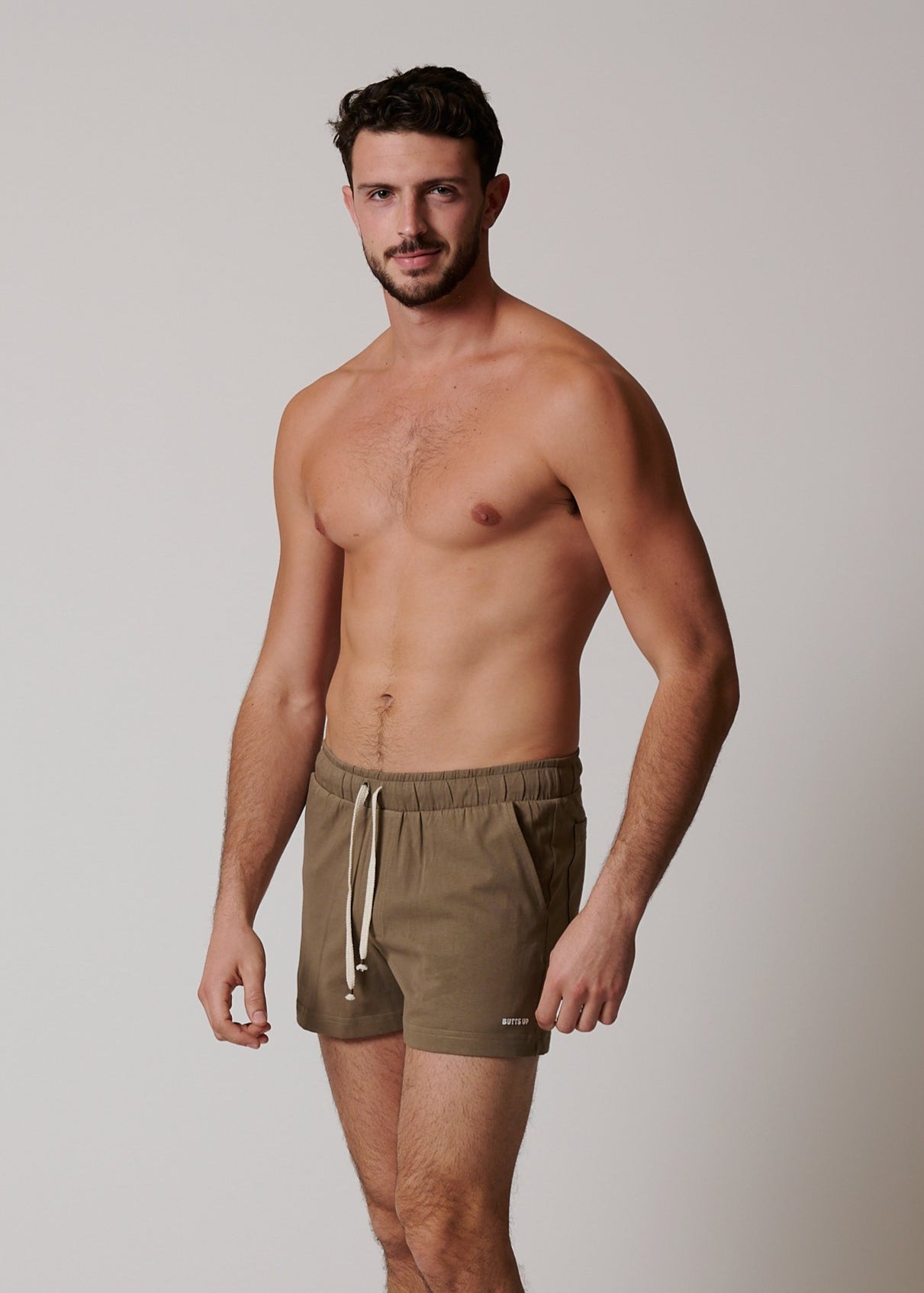 SUMMER SHORT