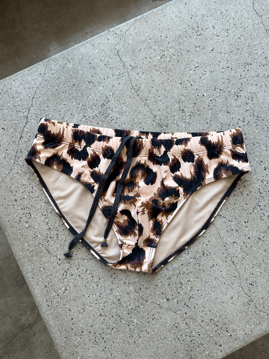 SAFARI SWIM BRIEF